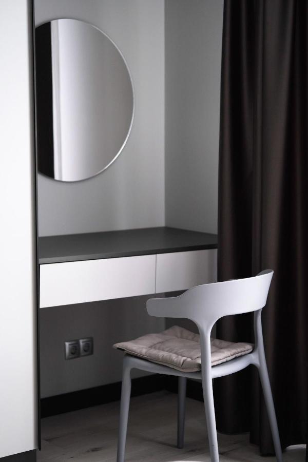 Minimalist Style Apartment With Best Location Kischinau Exterior foto